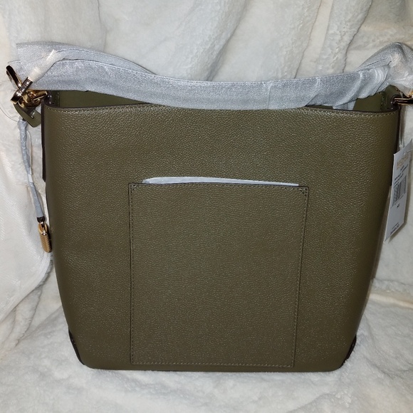Michael Kors Hayes Olive Large Bucket Shoulder Bag - Picture 2 of 4